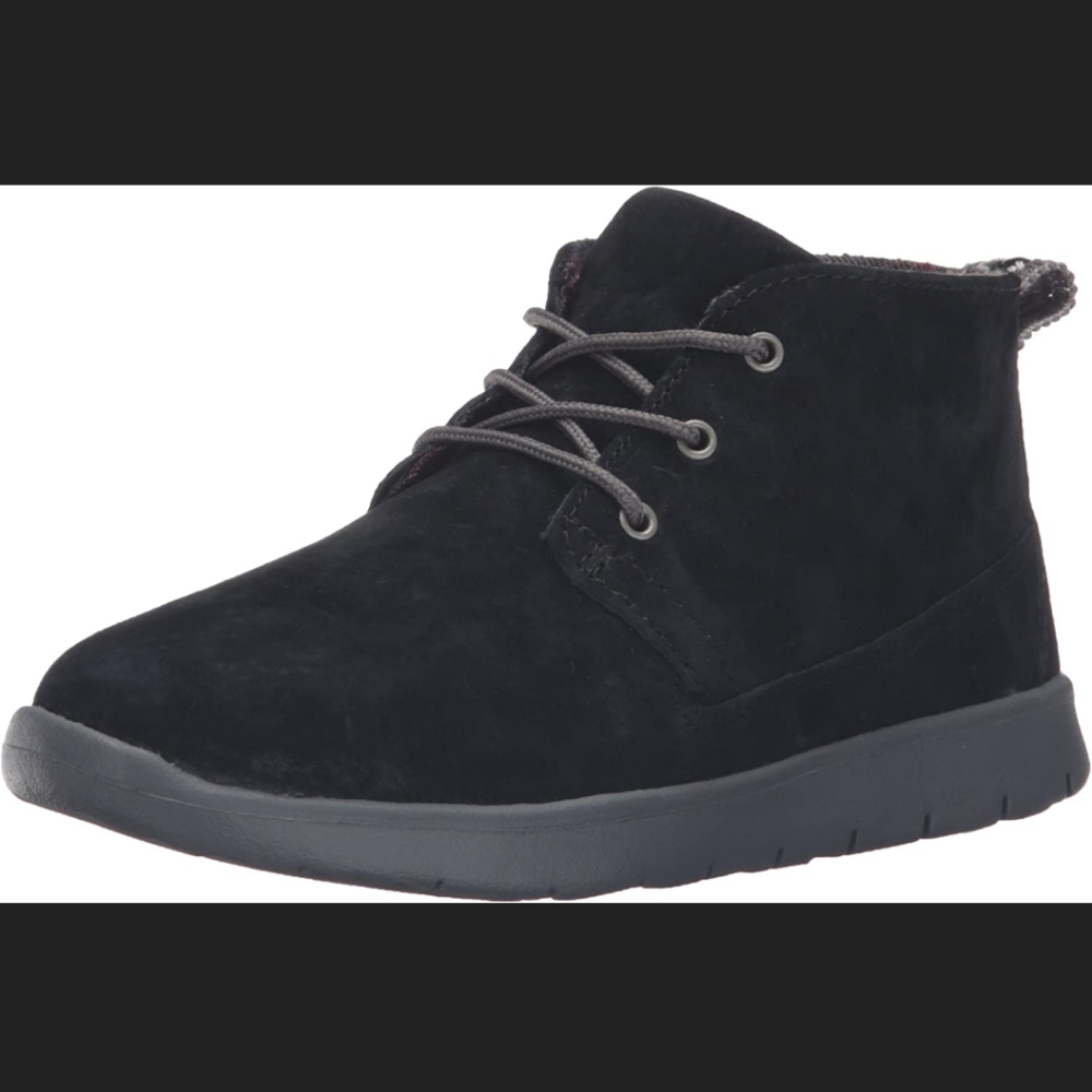 UGG Kids K Canoe Suede Chukka Black Big Kid